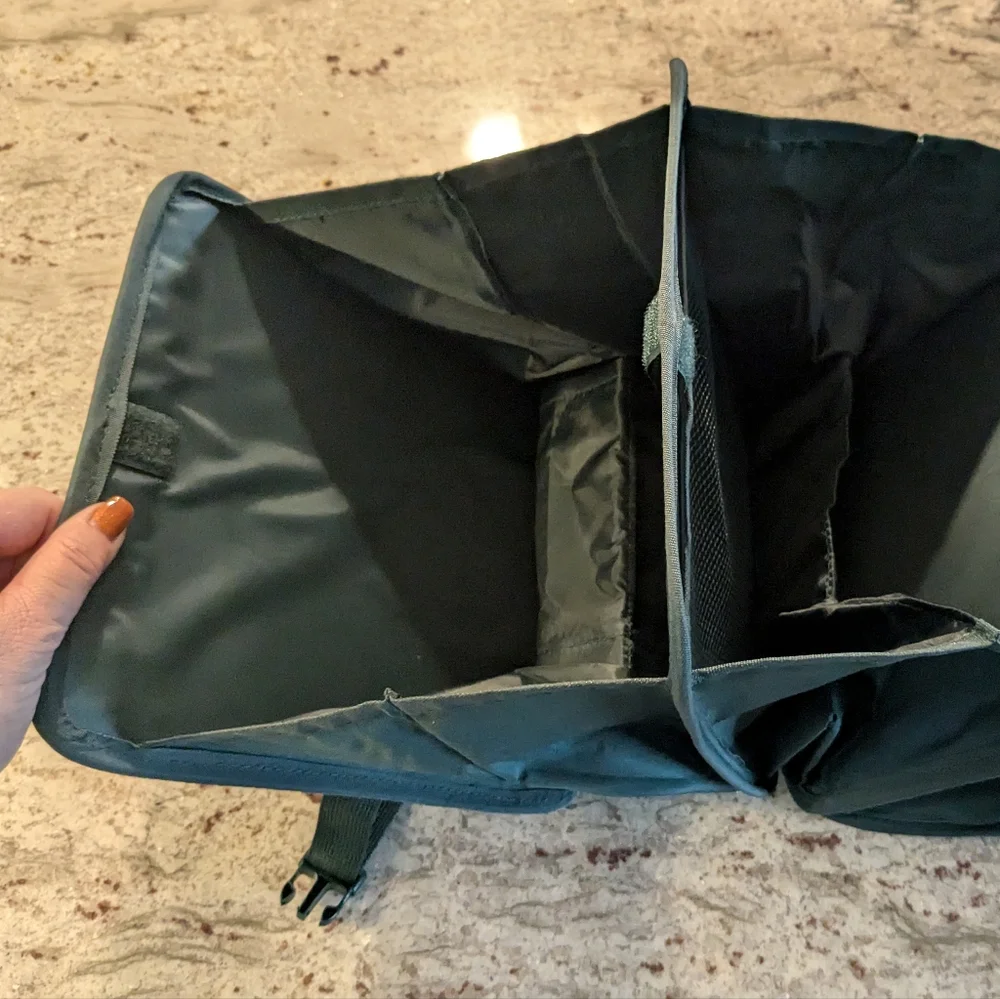 Car Organizer Trunk Compartment Keeper Green Vehicle Storage NWT Family Work